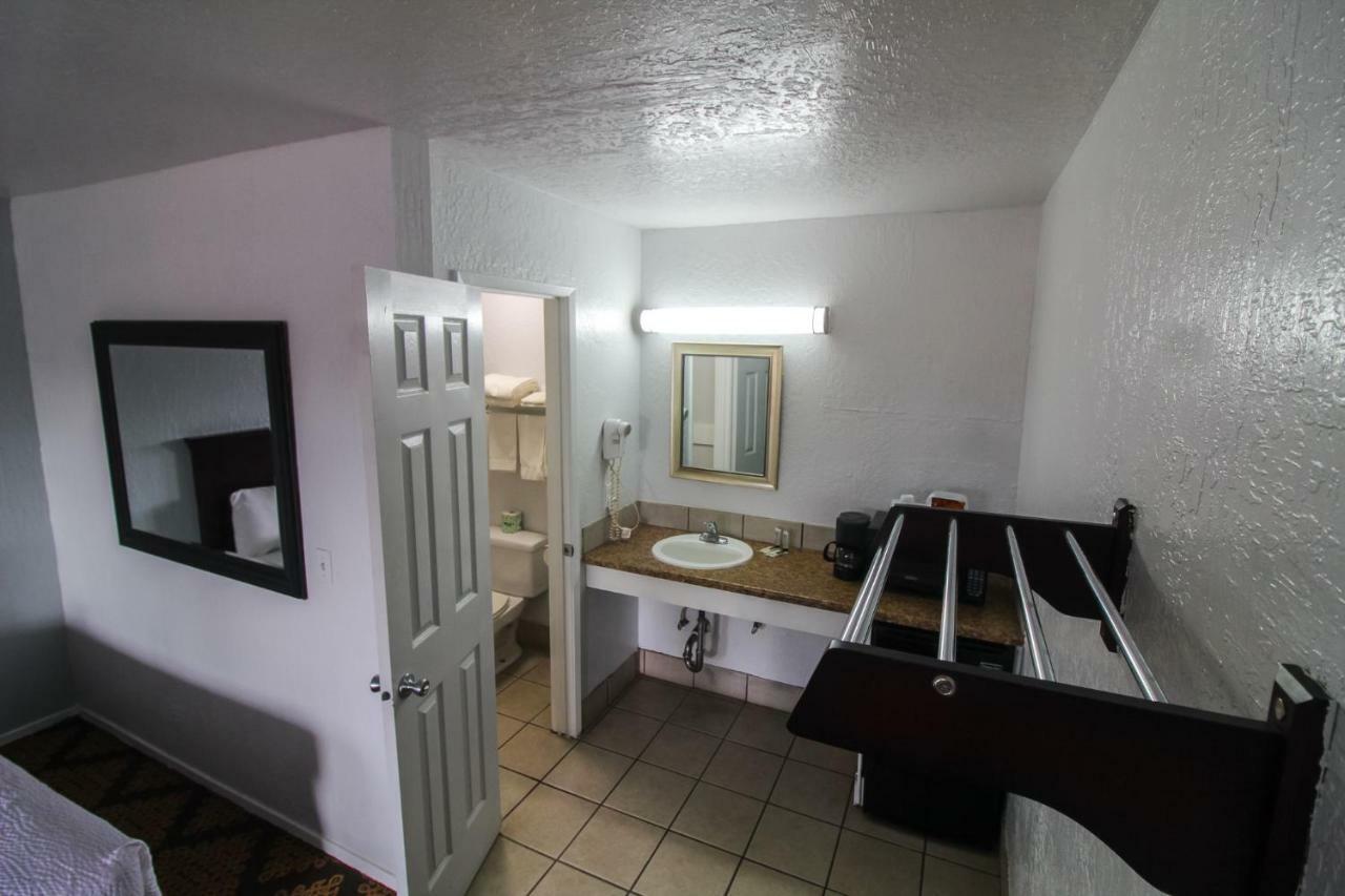 Stage Stop Inn Williams Bagian luar foto